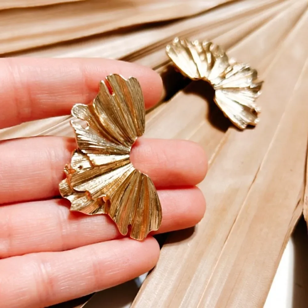 retro leaf earrings A253
